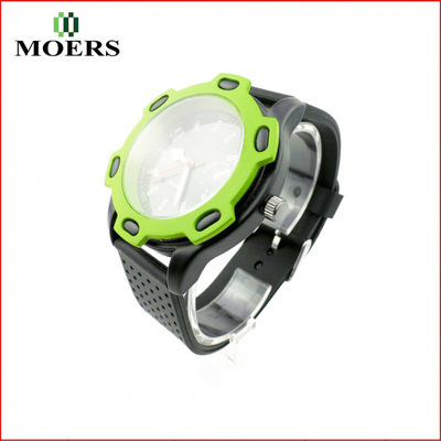 歐美流行熱潮 運動風硅膠男士手表定制與批發全解析